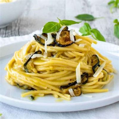  Spaghetti alla Nerano! A Symphony of Creamy Zucchini and Tangy Cheese Delight